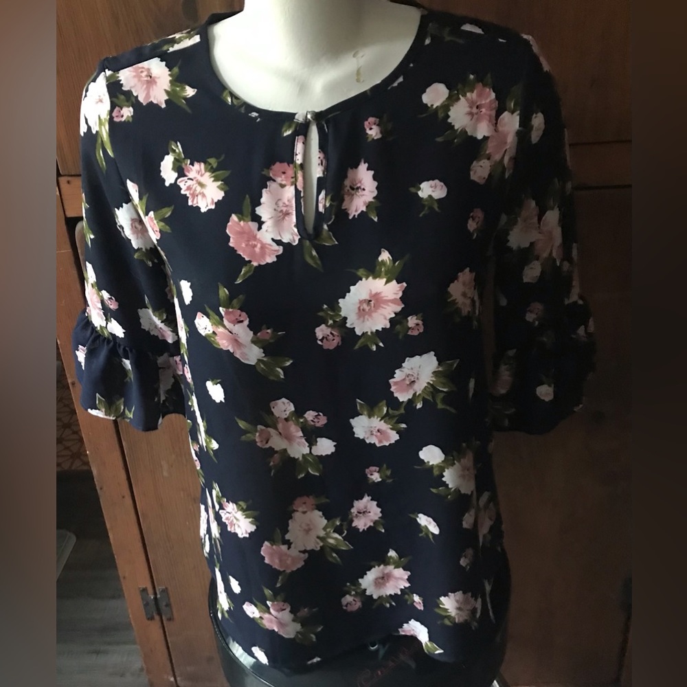 Harve Bernard Navy Floral Blouse - Size Small